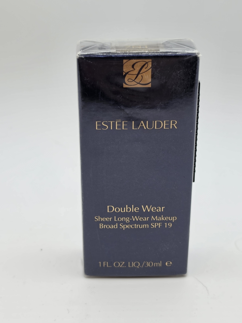 Estée Lauder Double Wear Sheer Makeup in Navy and Gold (7N1 Deep Amber)